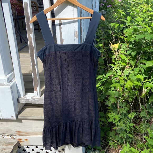 H&M Black Lace-Look Overlay Dress Women's Size 10 - Picture 2 of 6